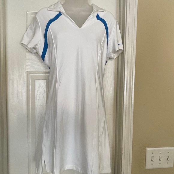 Nike women’s Tennis Dress VINTAGE,White with Navy Trim - Size M - Picture 8 of 10